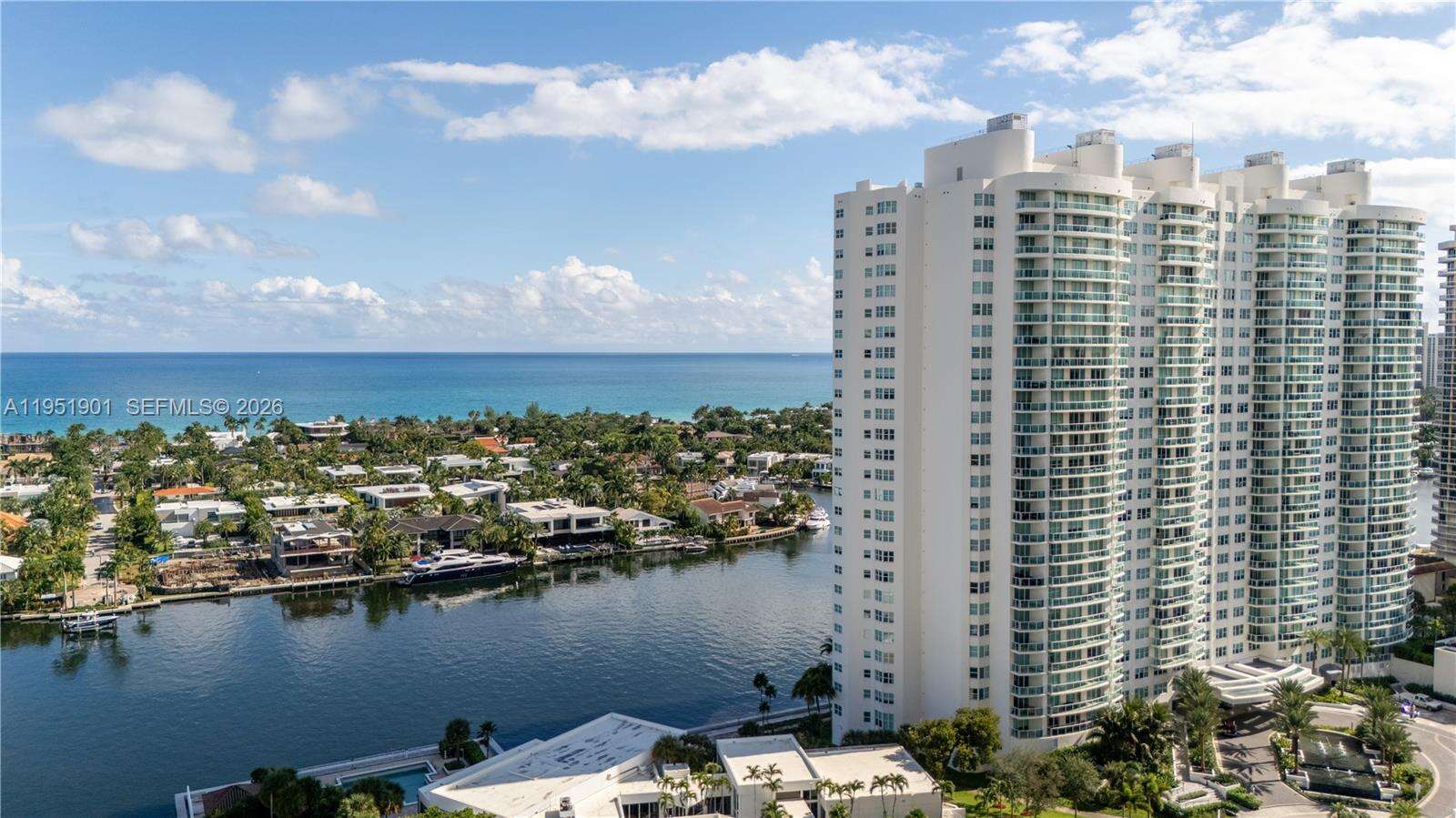 HAMPTONS SOUTH - 20201 Country Club Dr, Aventura, FL 33180 | Picture 28
