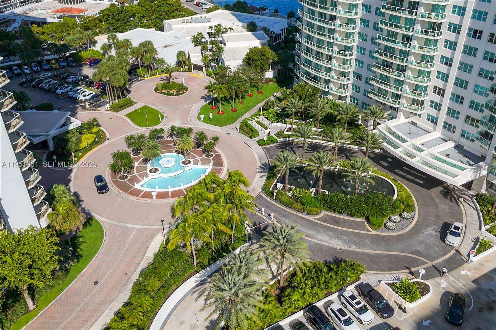 HAMPTONS SOUTH - 20201 Country Club Dr, Aventura, FL 33180 | Picture 31
