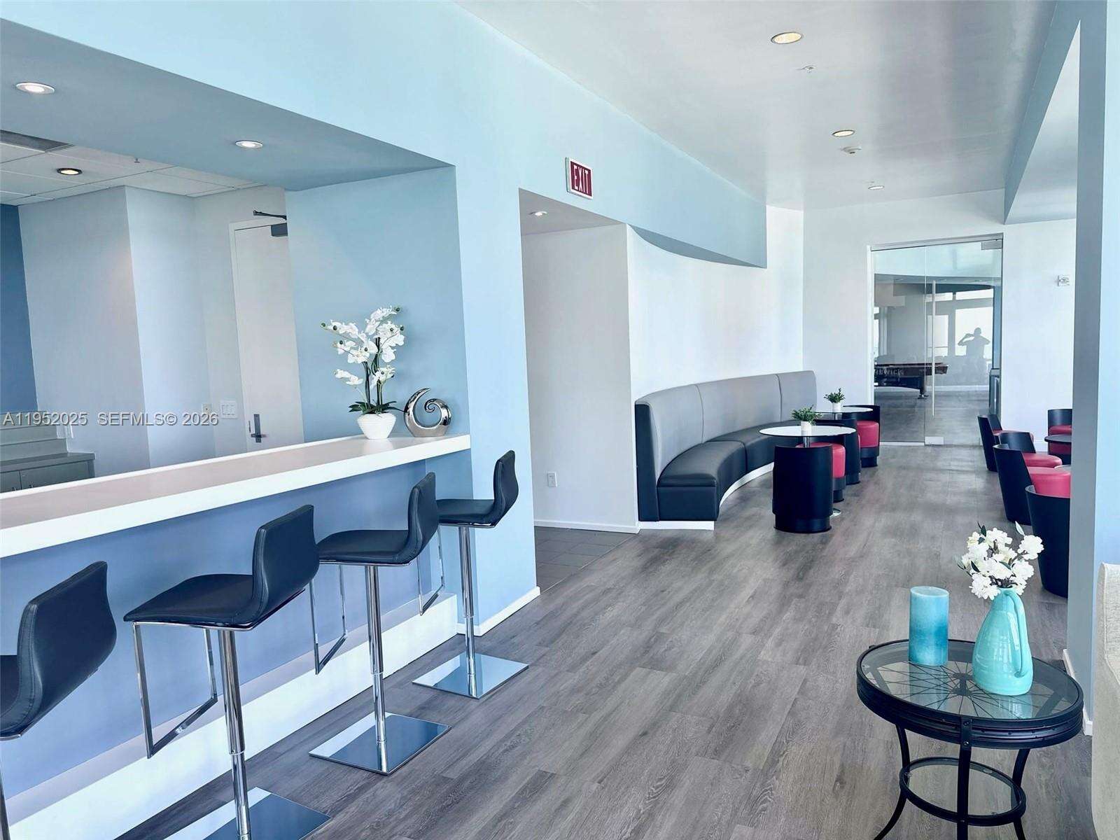Met 1 at 300 Biscayne Blvd, Miami, FL 33131 - For Sale photo 32