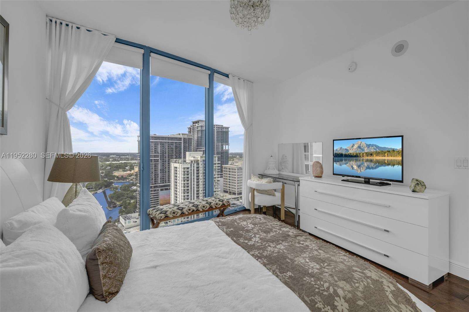 LAS OLAS RIVER HOUSE - 333 Las Olas Way, Fort Lauderdale, FL 33301 | Picture 39