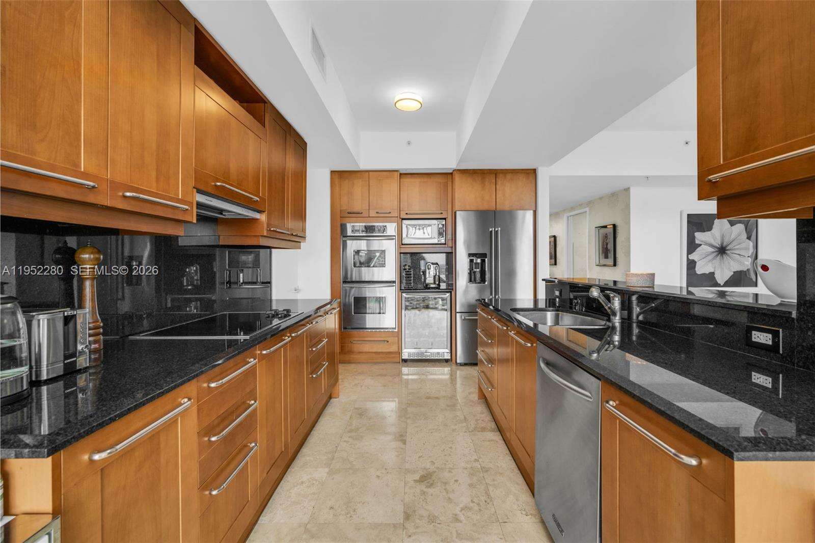 LAS OLAS RIVER HOUSE - 333 Las Olas Way, Fort Lauderdale, FL 33301 | Picture 8