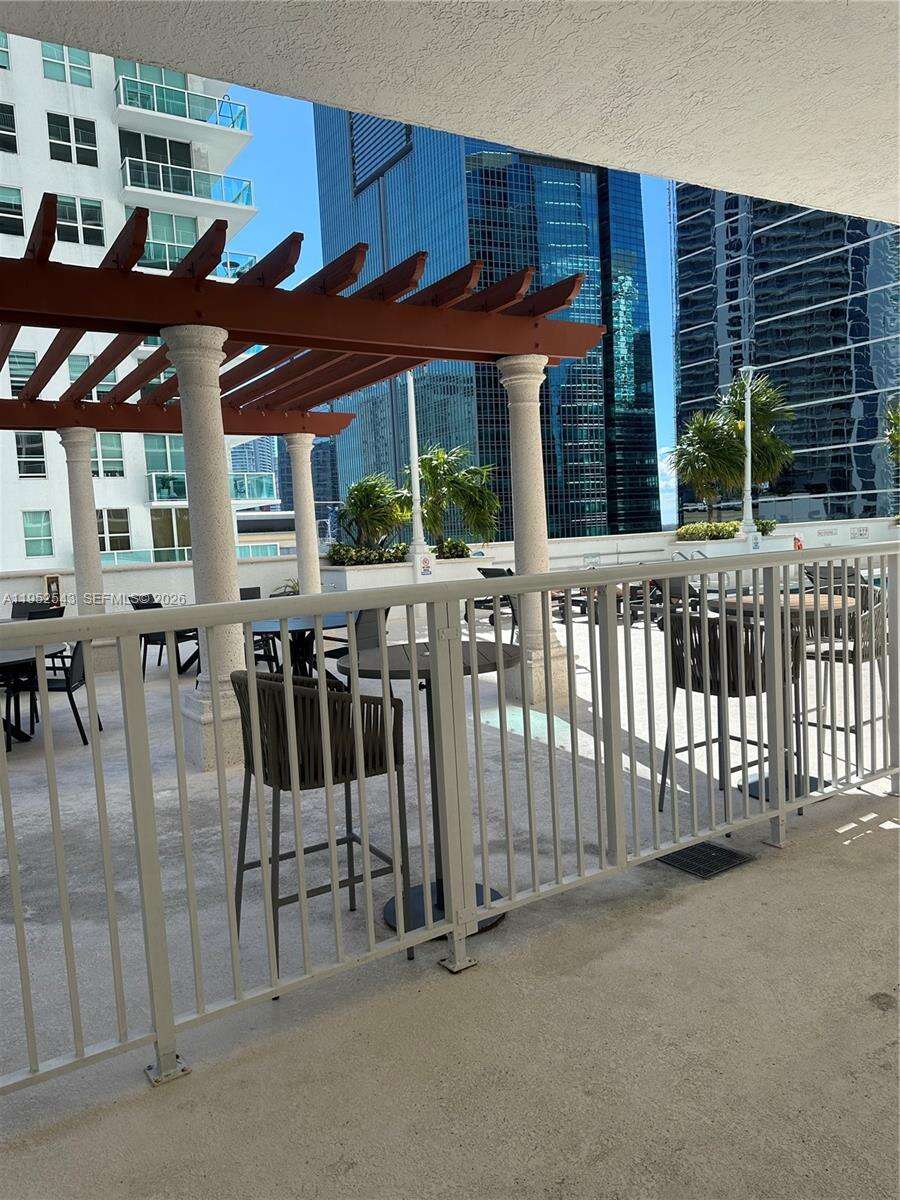 The Club At Brickell Bay at 1200 Brickell Bay Dr, Miami, FL 33131 - For Sale photo 25