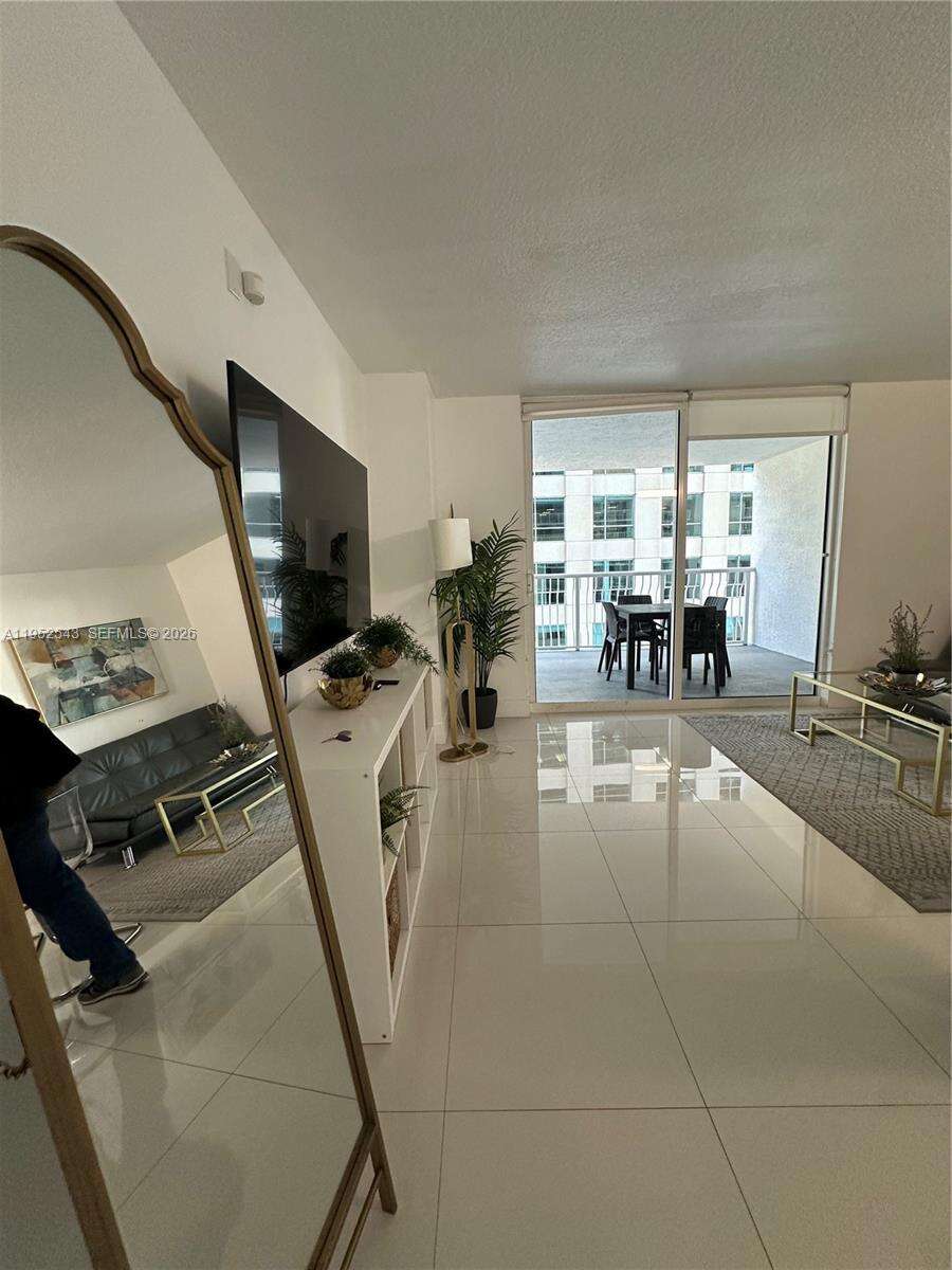 The Club At Brickell Bay at 1200 Brickell Bay Dr, Miami, FL 33131 - For Sale photo 9