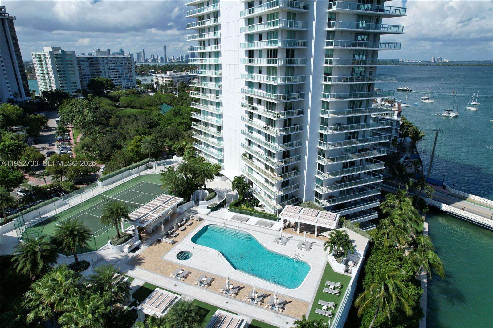 THE GRAND VENETIAN - 10 Venetian Way, Miami Beach, FL 33139 | Picture 26
