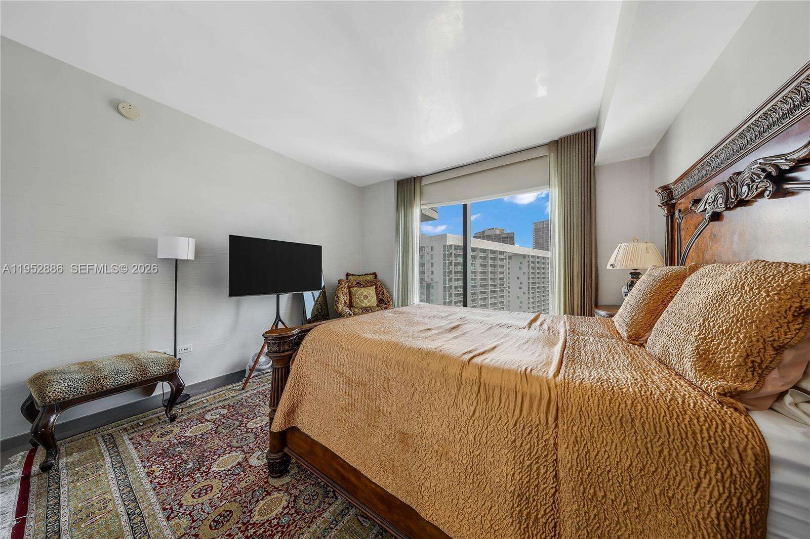 REACH - 68 6 St, Miami, FL 33131 | Picture 14