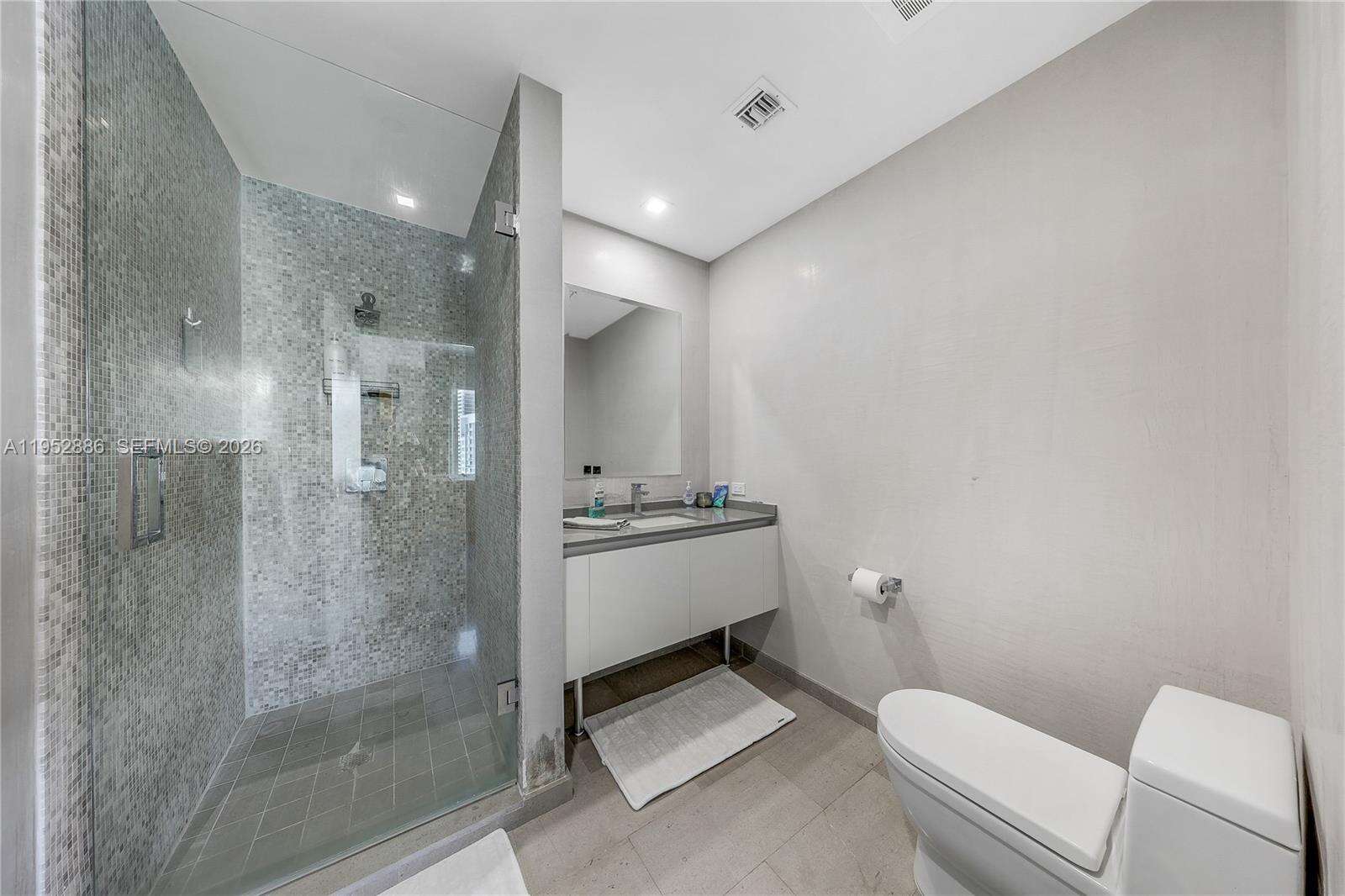 REACH - 68 6 St, Miami, FL 33131 | Picture 15