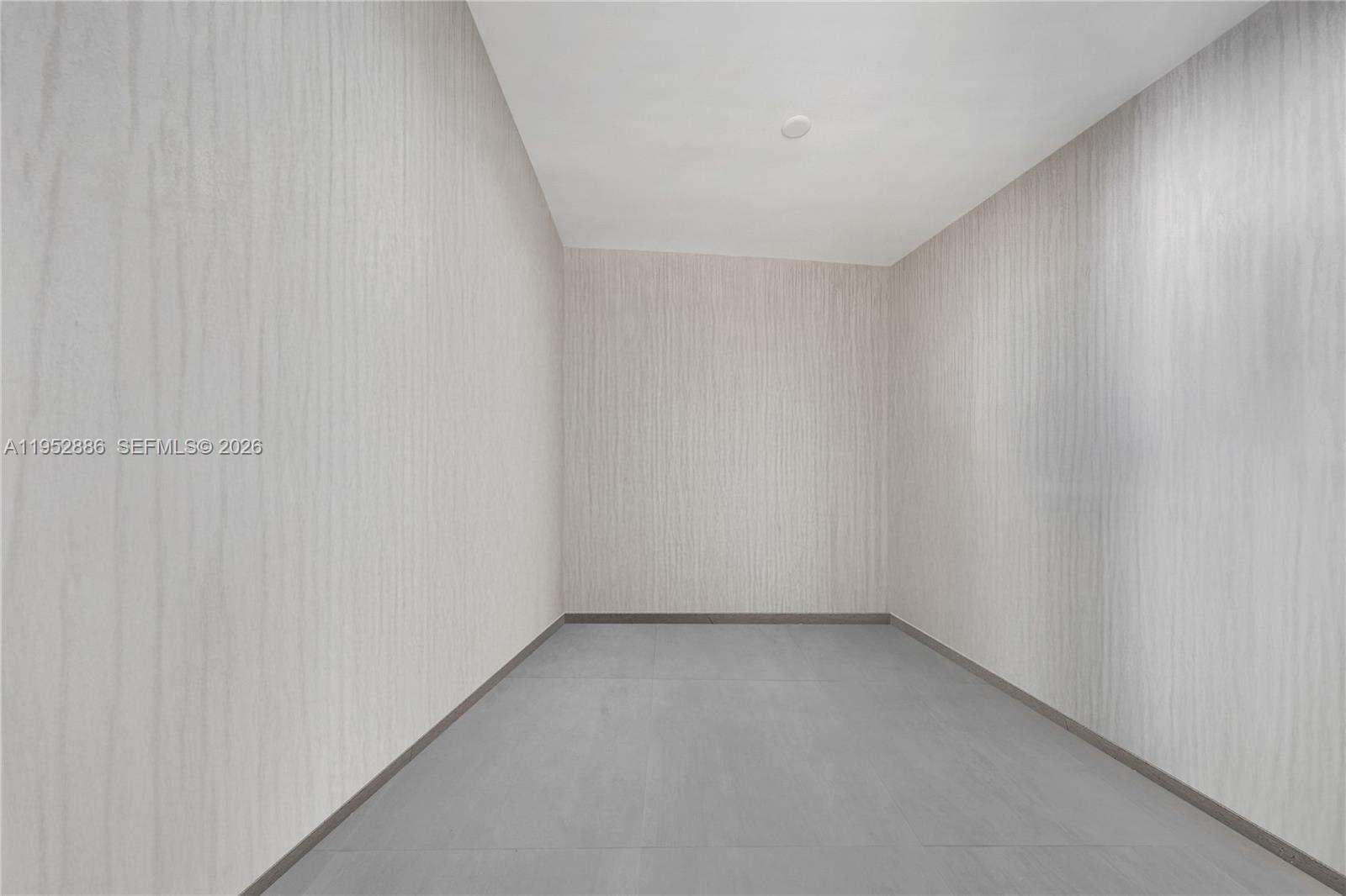 REACH - 68 6 St, Miami, FL 33131 | Picture 17