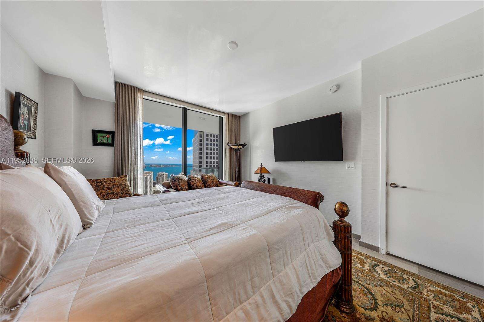 REACH - 68 6 St, Miami, FL 33131 | Picture 9