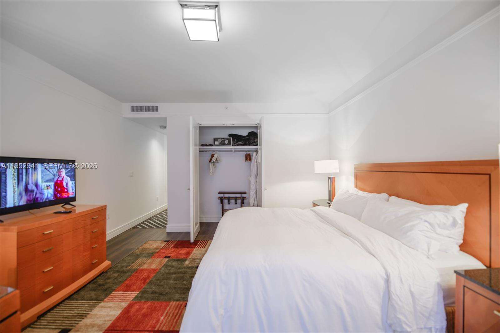 MILLENNIUM TOWER - 1435 Brickell Ave, Miami, FL 33131 | Picture 10