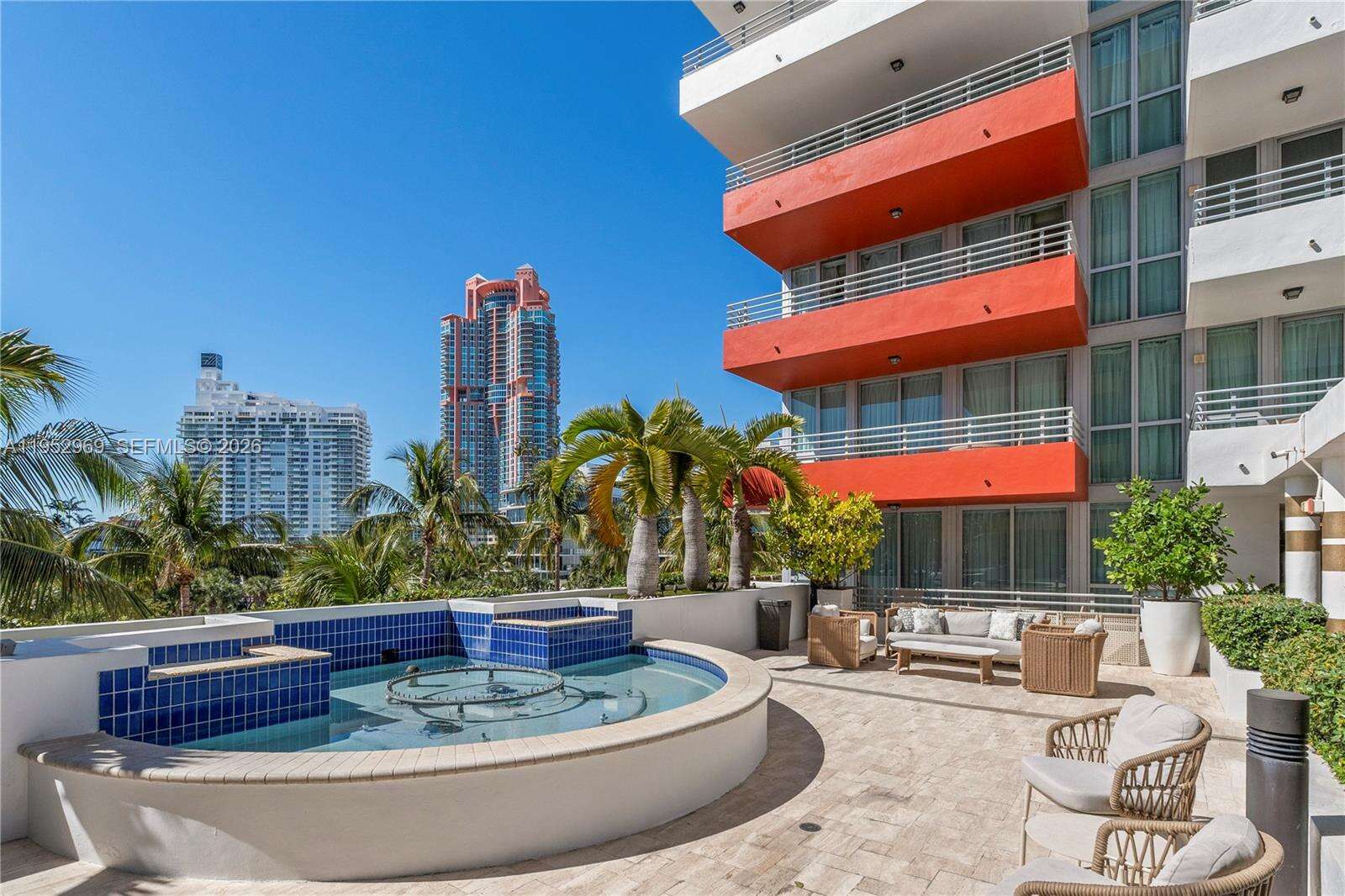 Hilton Bentley at 101 Ocean Dr, Miami Beach, FL 33139 - For Sale photo 15