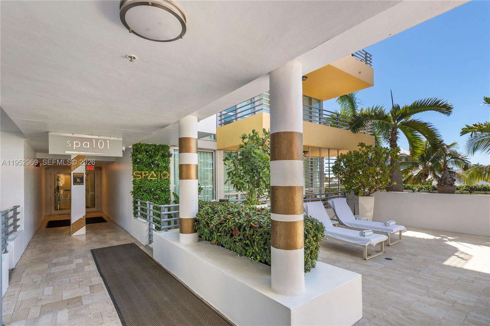 Hilton Bentley at 101 Ocean Dr, Miami Beach, FL 33139 - For Sale photo 18