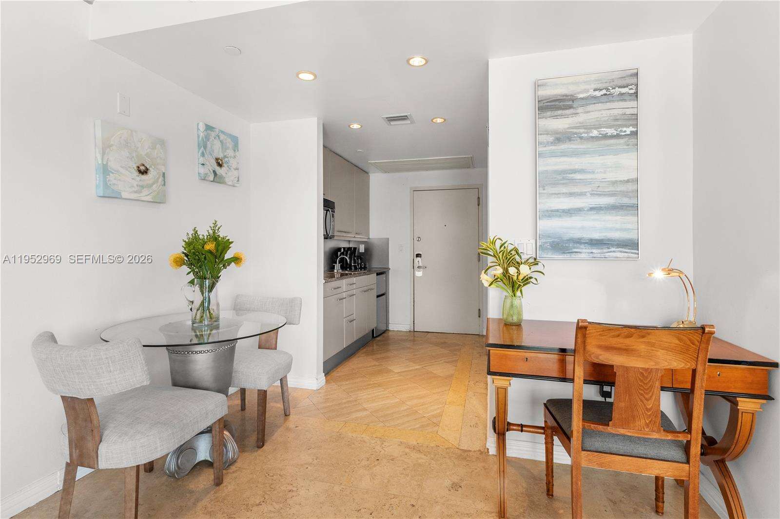 Hilton Bentley at 101 Ocean Dr, Miami Beach, FL 33139 - For Sale photo 3
