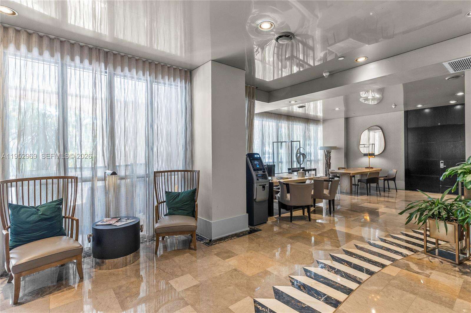Hilton Bentley at 101 Ocean Dr, Miami Beach, FL 33139 - For Sale photo 31