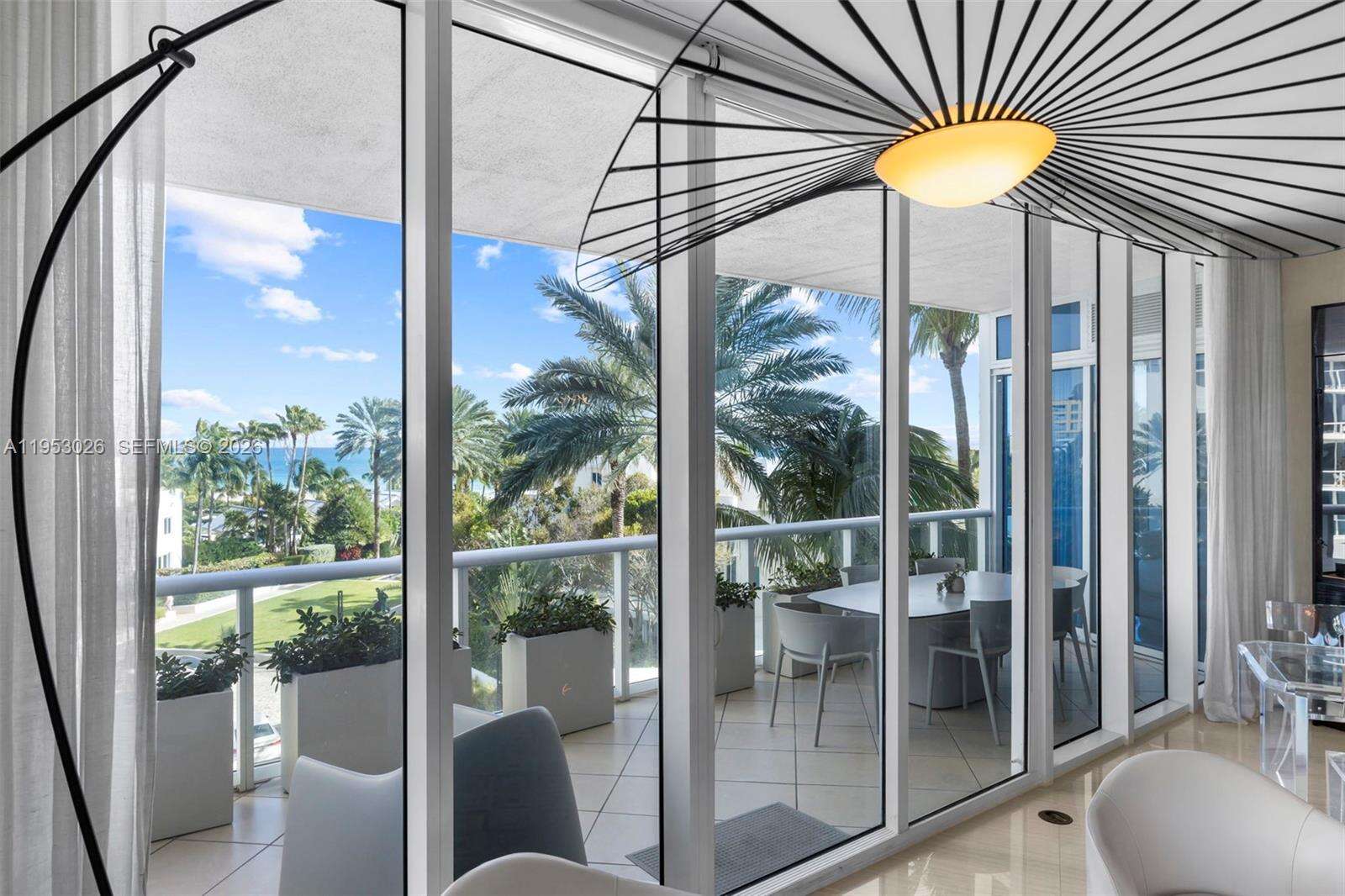 CONTINUUM ON SOUTH BEACH CONDO THE SOUTH TOWER - 100 Pointe Dr, Miami Beach, FL 33139 | Picture 6