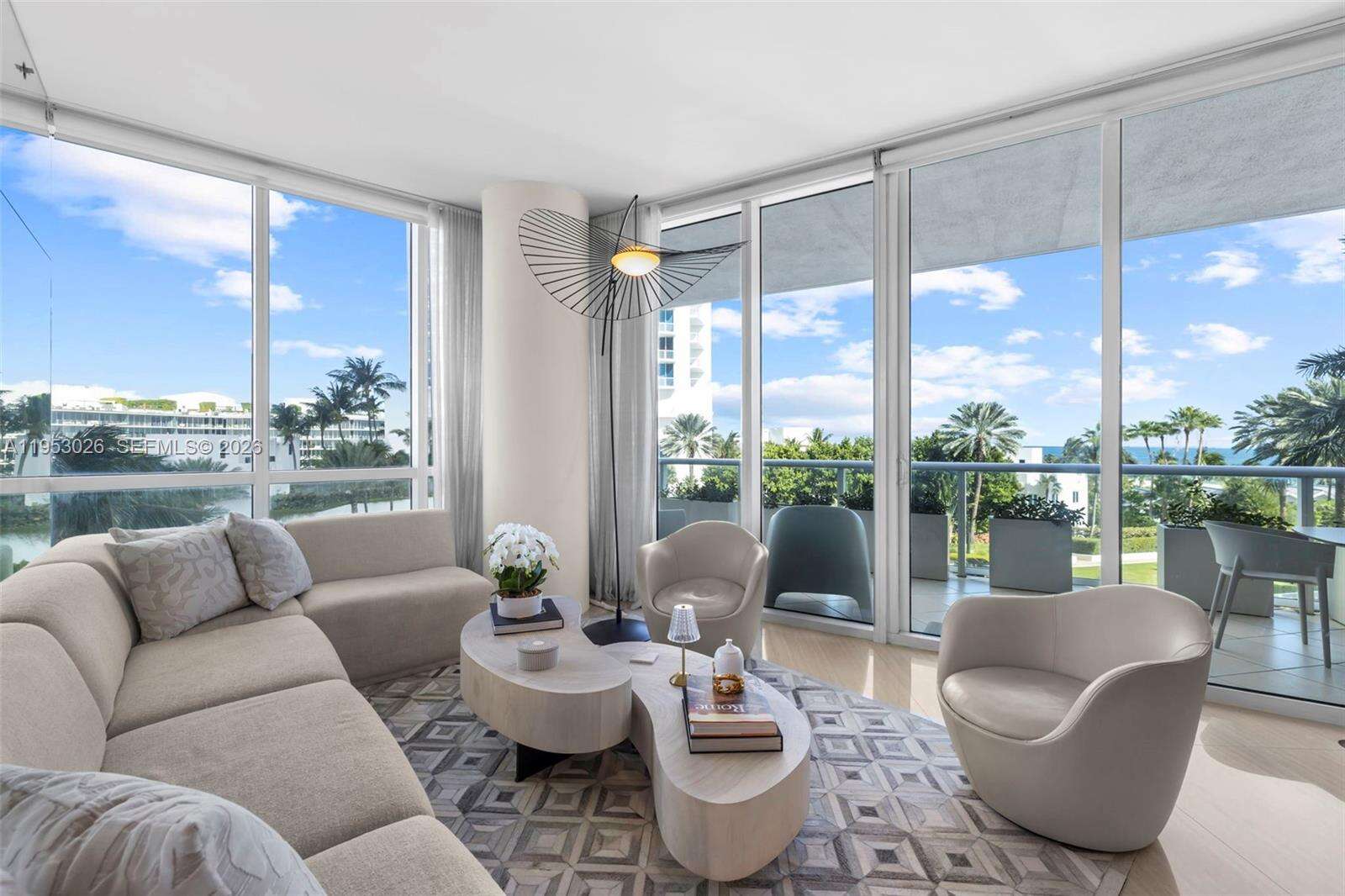 CONTINUUM ON SOUTH BEACH CONDO THE SOUTH TOWER - 100 Pointe Dr, Miami Beach, FL 33139 | Picture 7