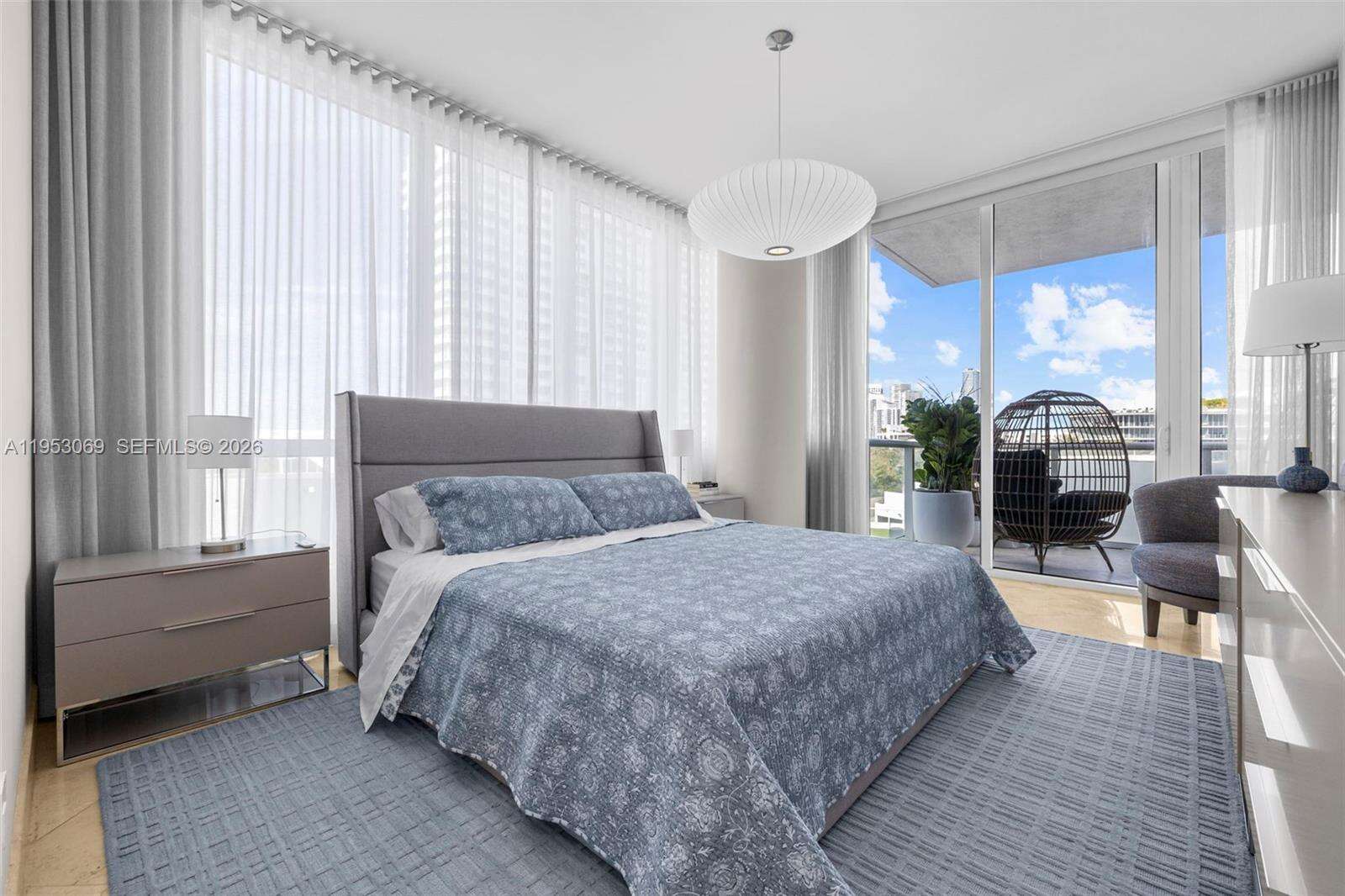 CONTINUUM ON SOUTH BEACH CONDO THE SOUTH TOWER - 100 Pointe Dr, Miami Beach, FL 33139 | Picture 12