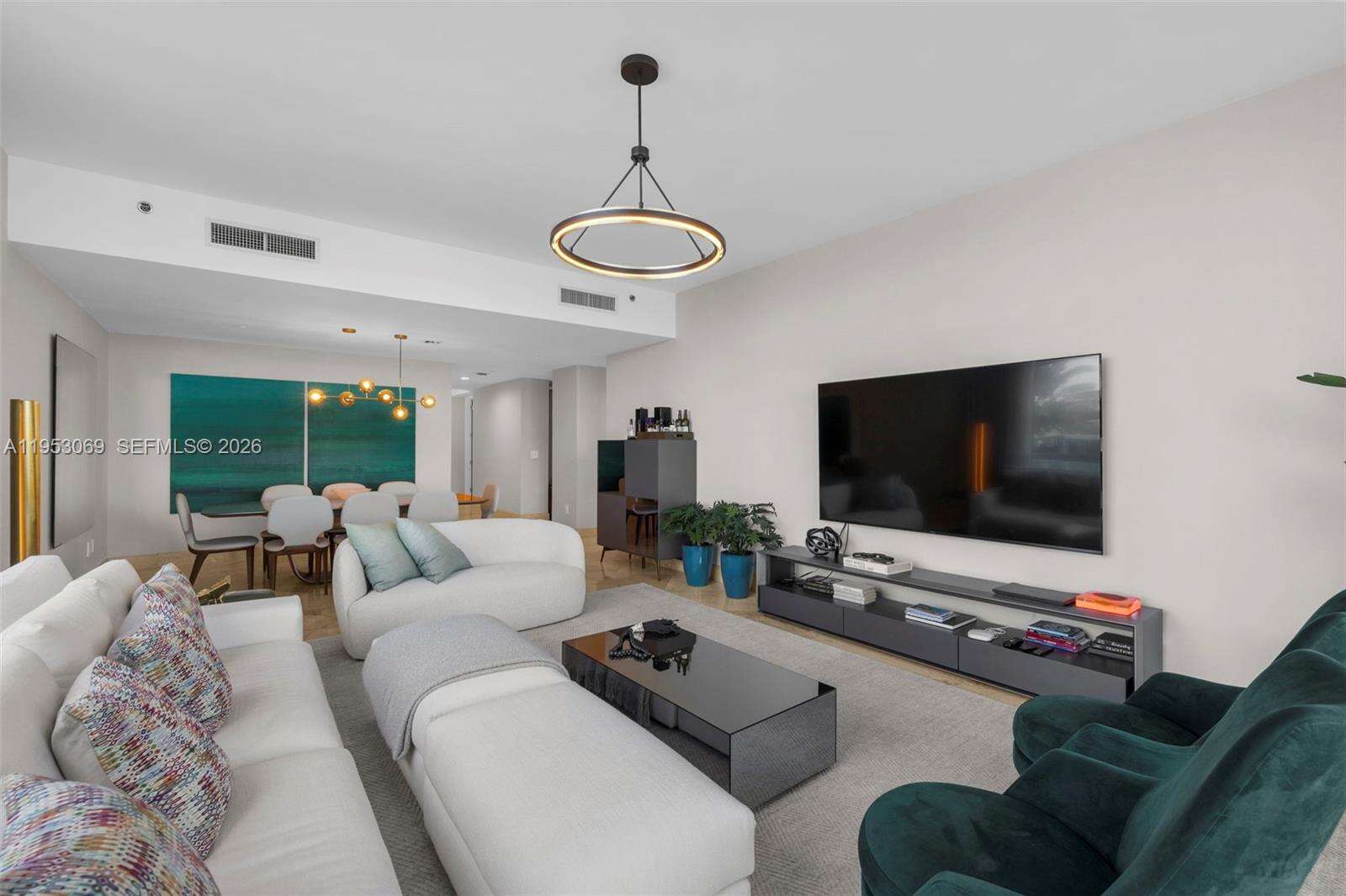 CONTINUUM ON SOUTH BEACH CONDO THE SOUTH TOWER - 100 Pointe Dr, Miami Beach, FL 33139 | Picture 10