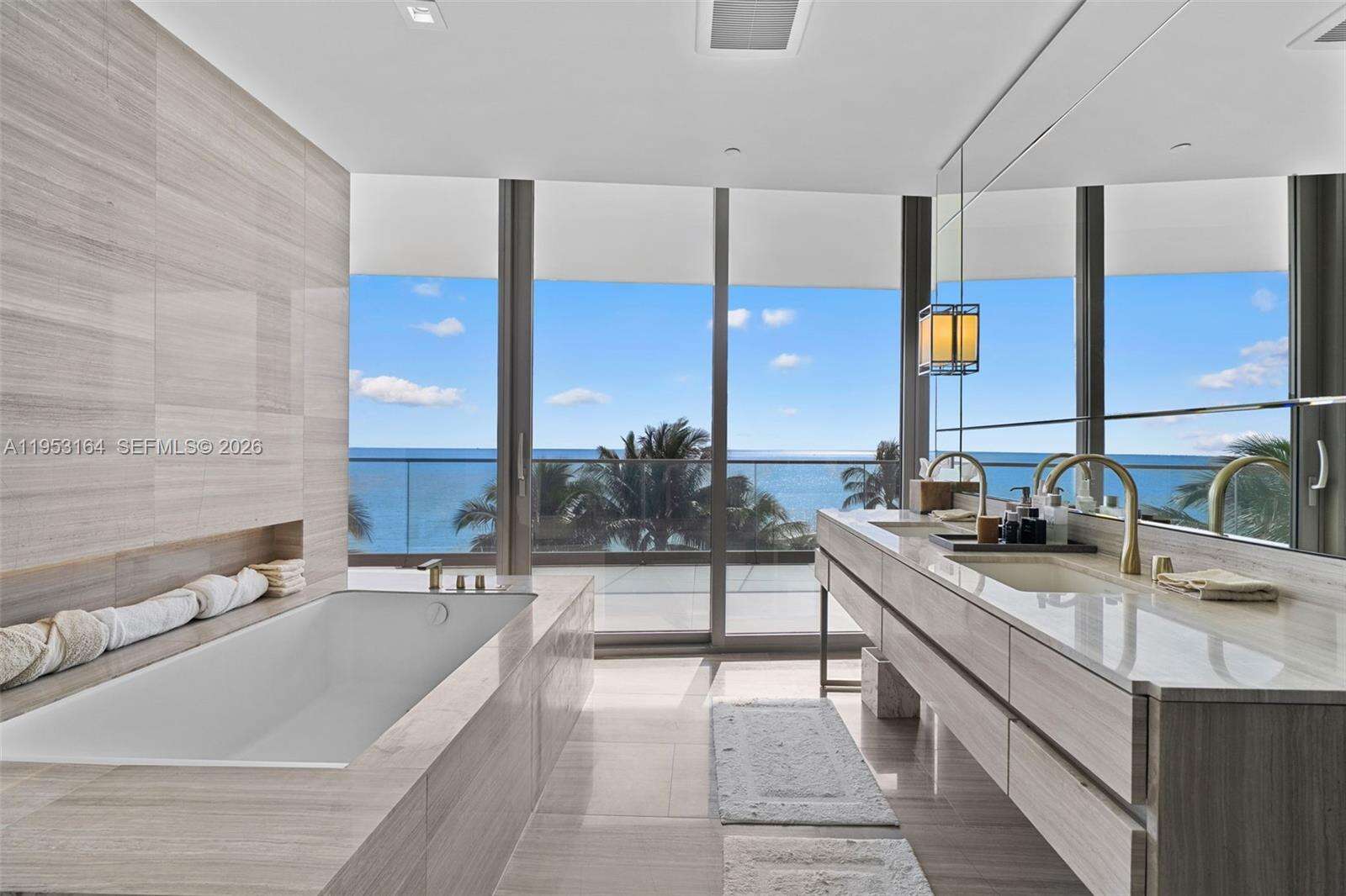 18975 COLLINS - 18975 Collins Ave, Sunny Isles Beach, FL 33160 | Picture 9