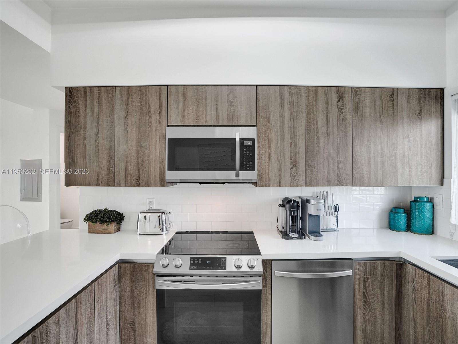 Blue at 601 36 St, Miami, FL 33137 - For Sale photo 2