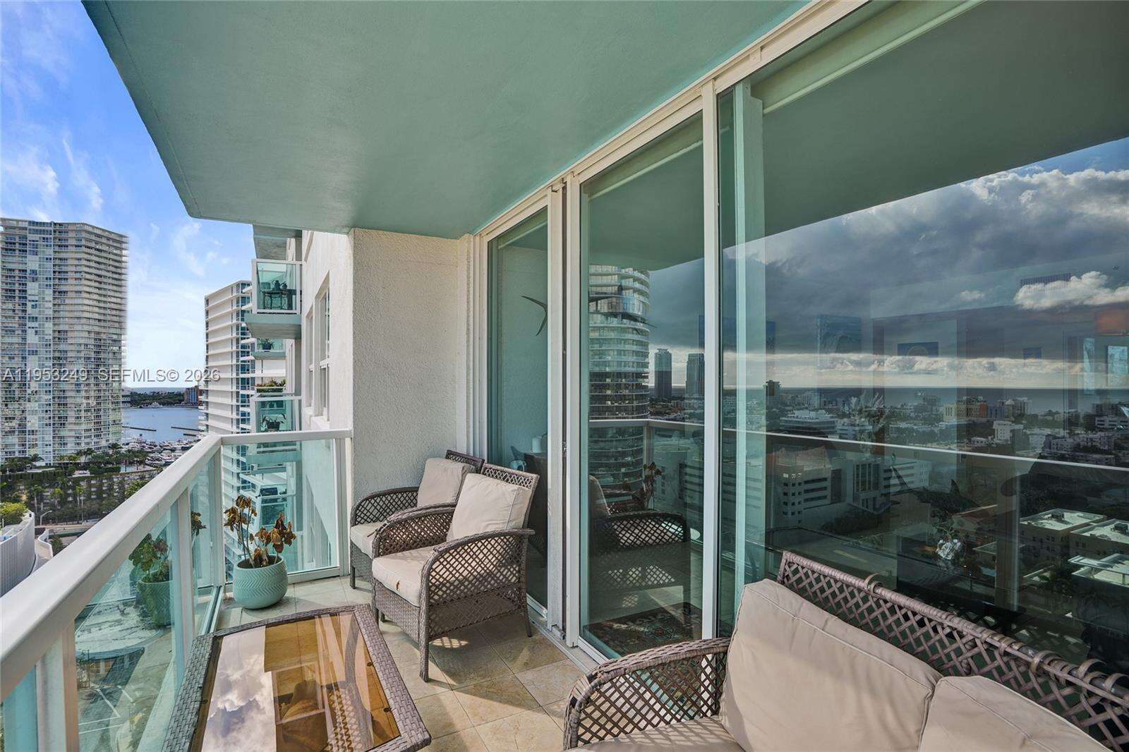 The Floridian at 650 W Ave, Miami Beach, FL 33139 - For Sale photo 32