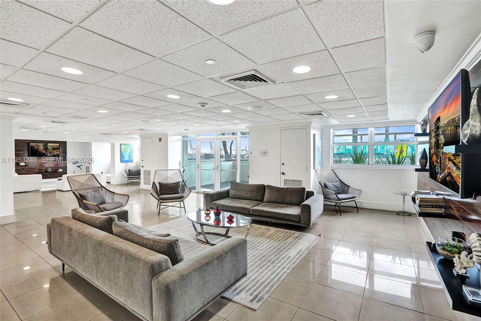 The Floridian at 650 W Ave, Miami Beach, FL 33139 - For Sale photo 50
