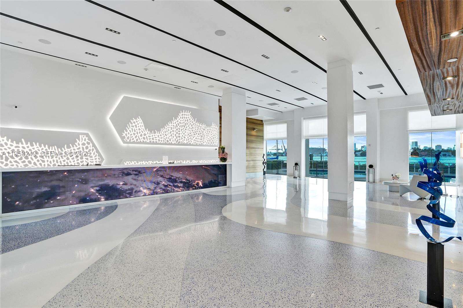 The Floridian at 650 W Ave, Miami Beach, FL 33139 - For Sale photo 54
