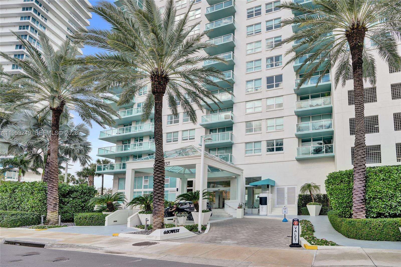 The Floridian at 650 W Ave, Miami Beach, FL 33139 - For Sale photo 8