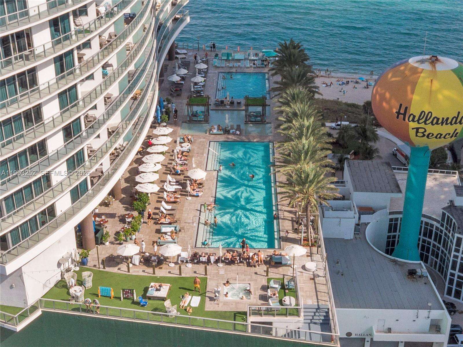 Hyde Resort at 4111 Ocean Dr, Hollywood, FL 33019 - For Sale photo 3