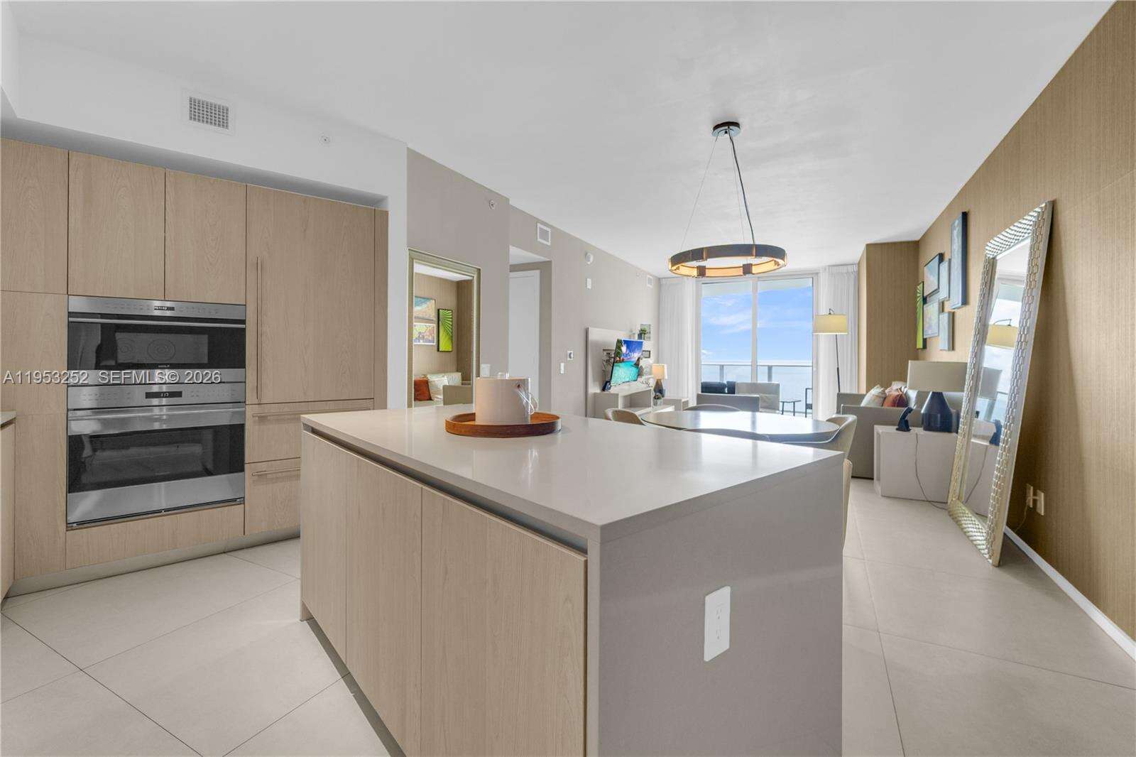 Hyde Resort at 4111 Ocean Dr, Hollywood, FL 33019 - For Sale photo 8