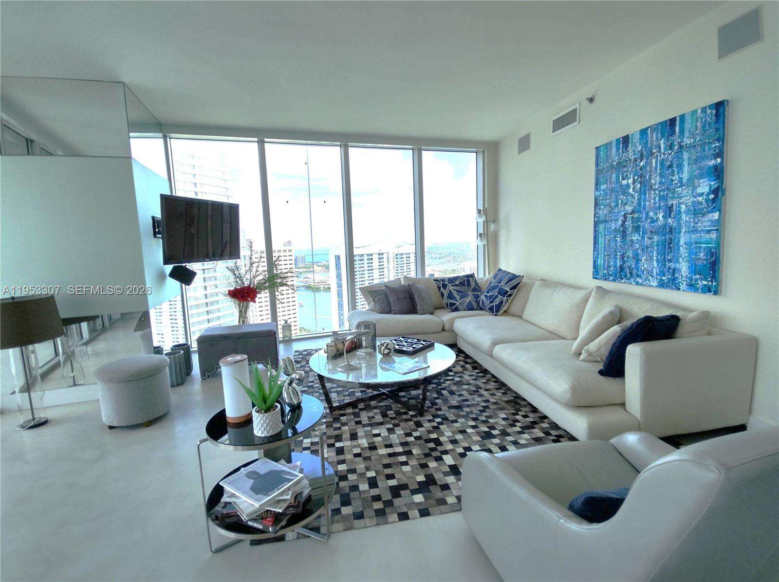 ICONBRICKELL CONDO NO 1 - 465 Brickell Ave, Miami, FL 33131 | Picture 3