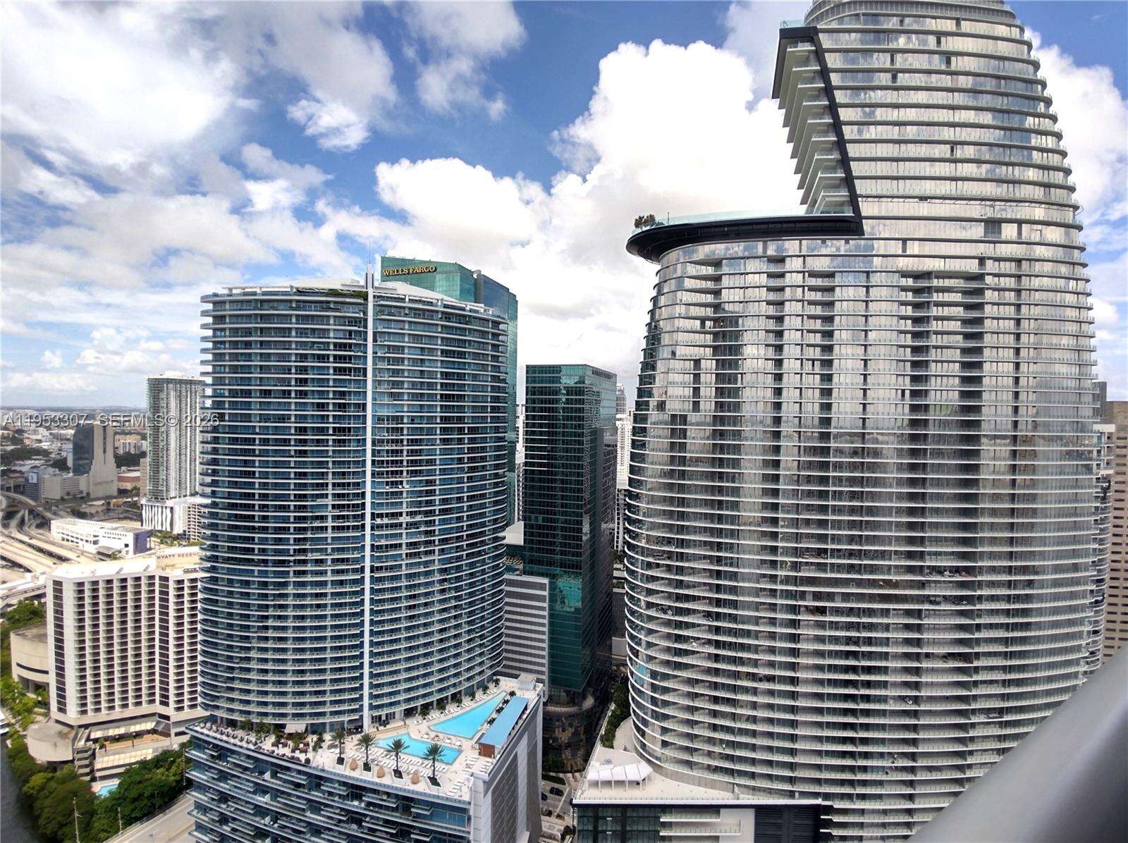 ICONBRICKELL CONDO NO 1 - 465 Brickell Ave, Miami, FL 33131 | Picture 26