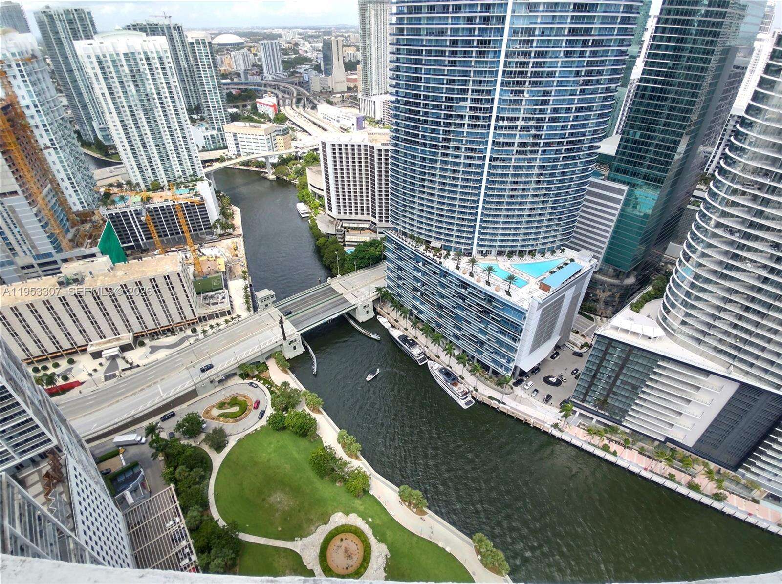 ICONBRICKELL CONDO NO 1 - 465 Brickell Ave, Miami, FL 33131 | Picture 27