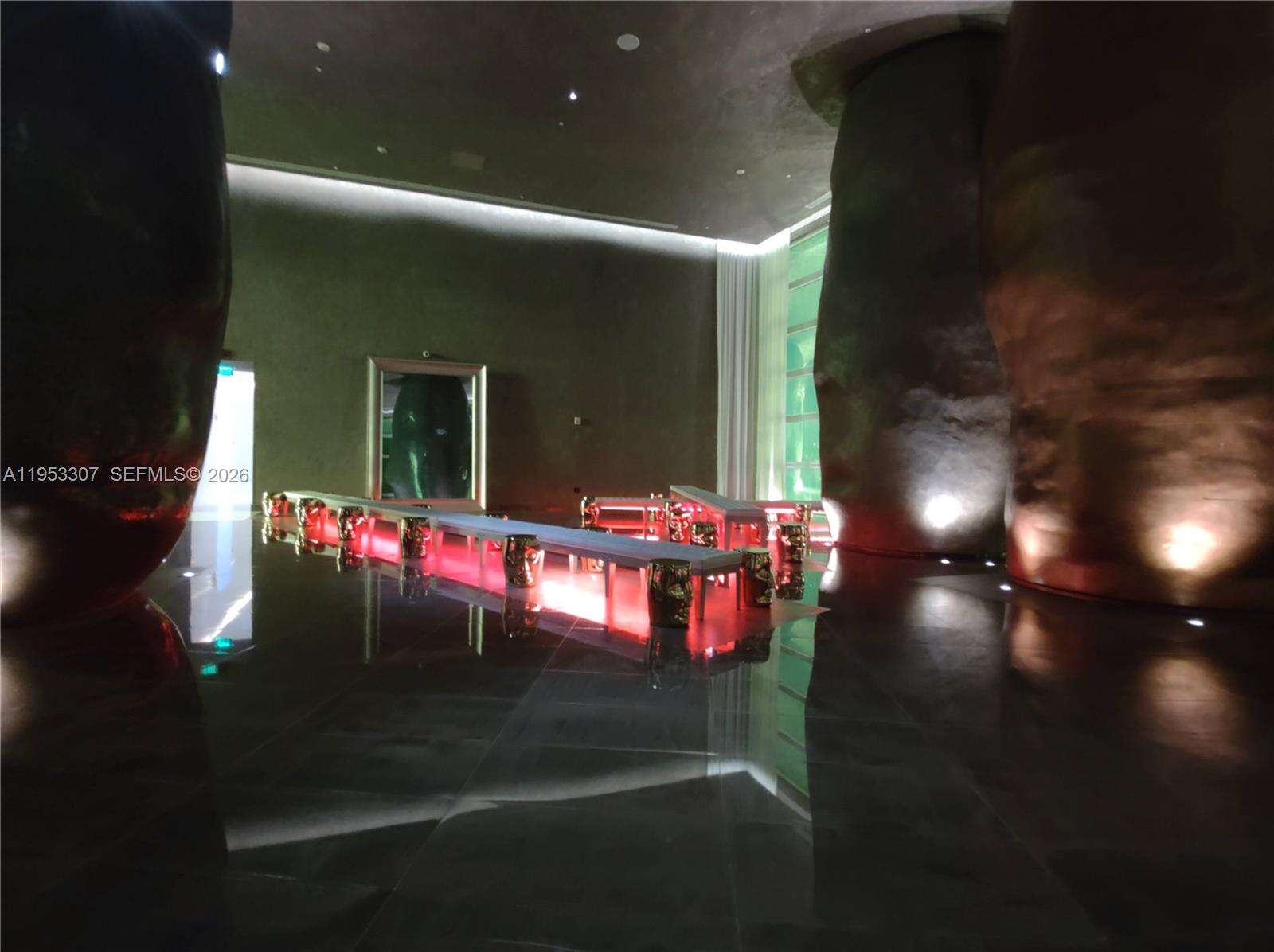 ICONBRICKELL CONDO NO 1 - 465 Brickell Ave, Miami, FL 33131 | Picture 32