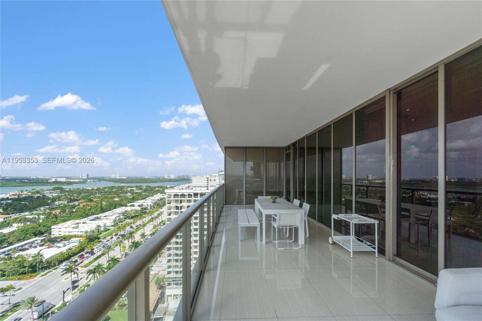 BAL HARBOUR NORTH SOUTH - 9705 Collins Ave, Bal Harbour, FL 33154 | Picture 3