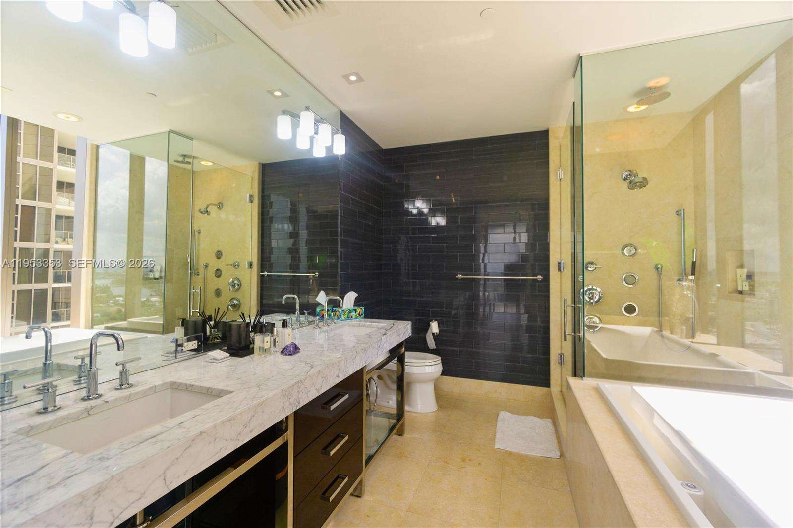 BAL HARBOUR NORTH SOUTH - 9705 Collins Ave, Bal Harbour, FL 33154 | Picture 29
