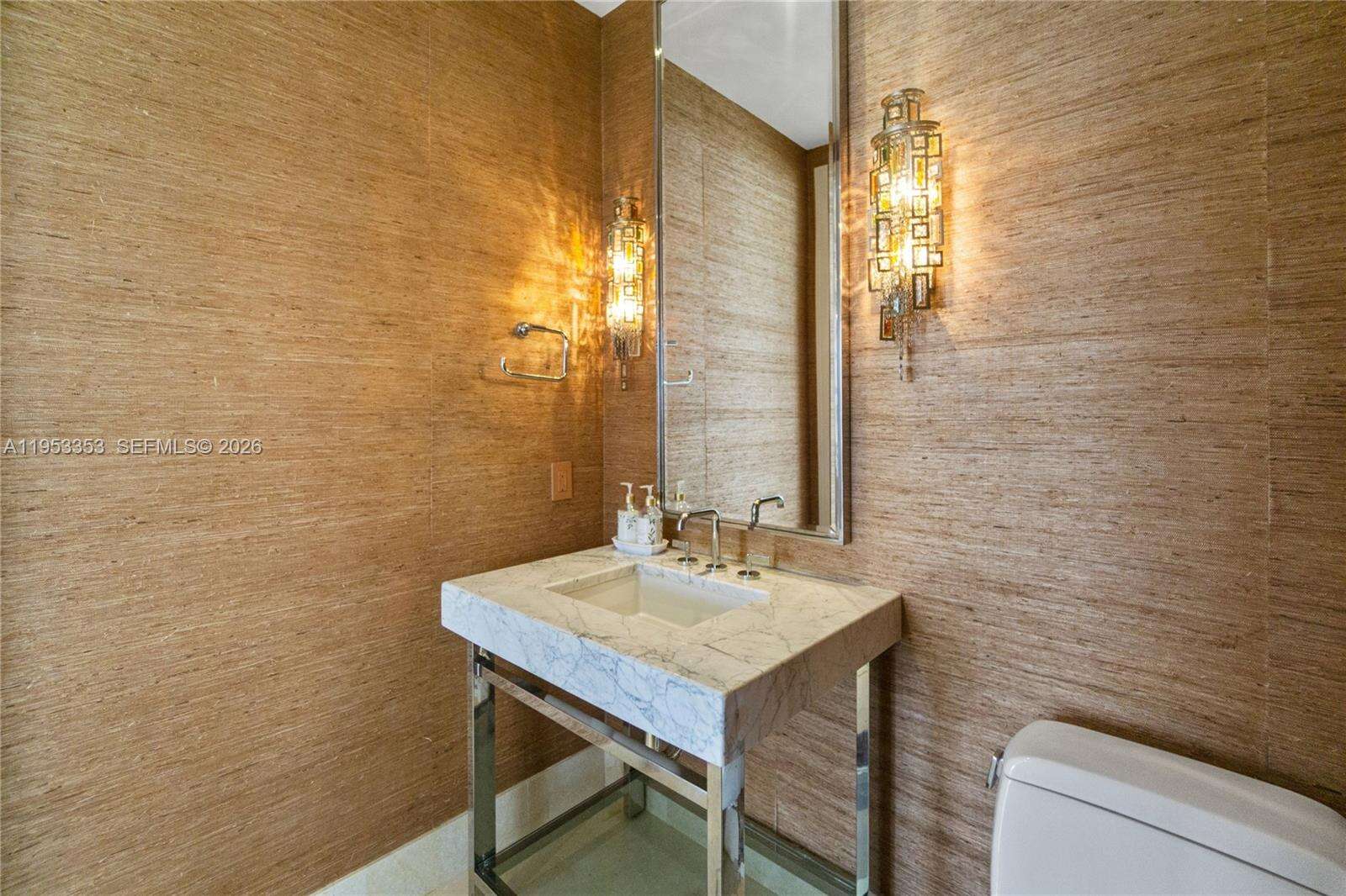 BAL HARBOUR NORTH SOUTH - 9705 Collins Ave, Bal Harbour, FL 33154 | Picture 37