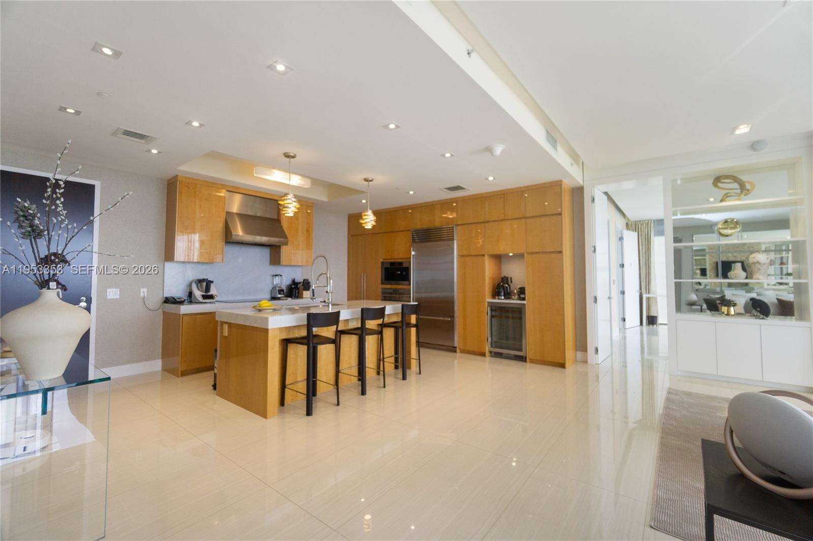 BAL HARBOUR NORTH SOUTH - 9705 Collins Ave, Bal Harbour, FL 33154 | Picture 10