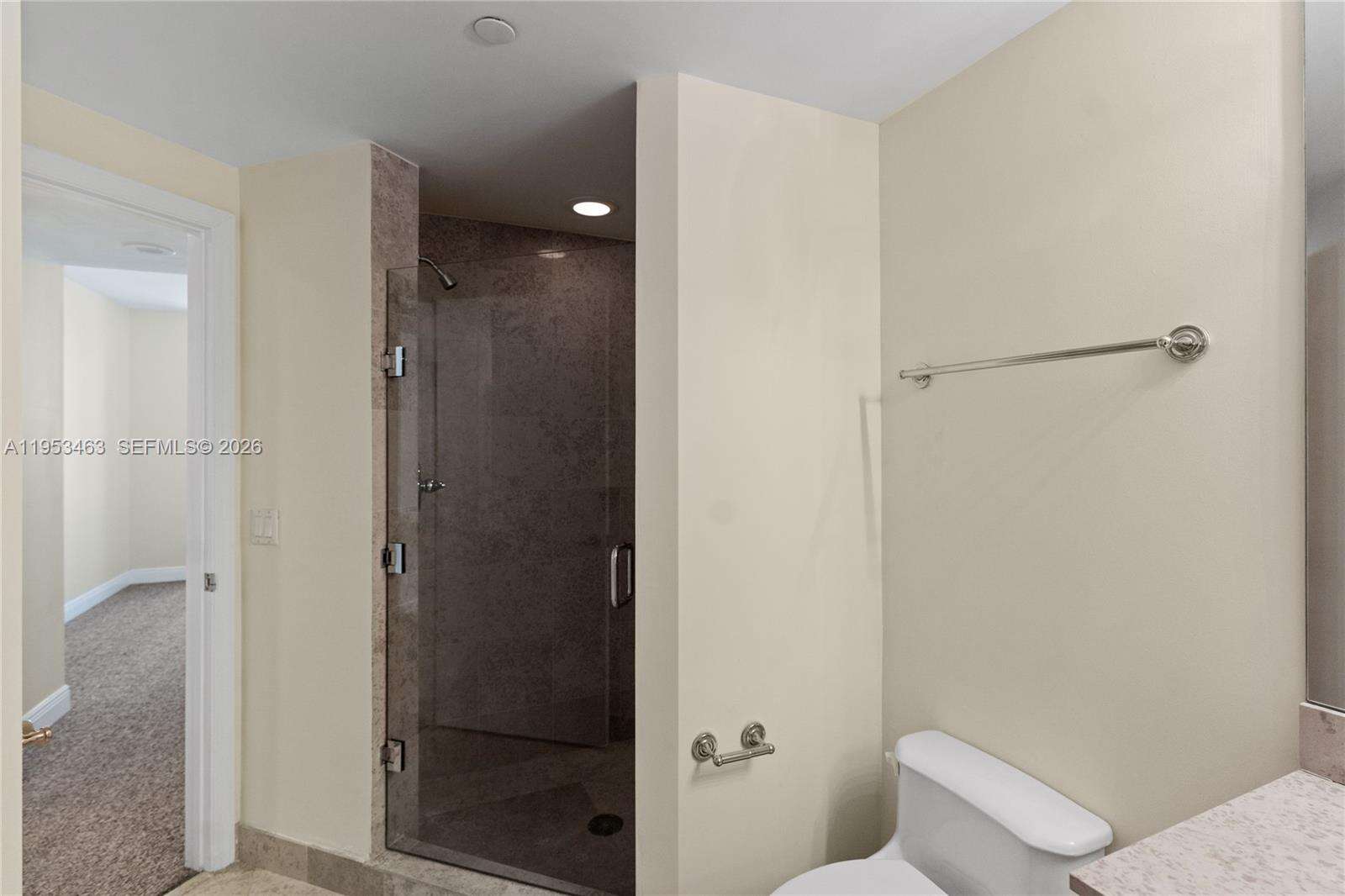 GREEN DIAMOND - 4775 Collins Ave, Miami Beach, FL 33140 | Picture 31