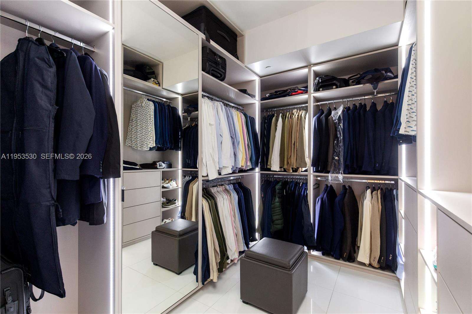 1010 BRICKELL - 1010 Brickell Ave, Miami, FL 33131 | Picture 13