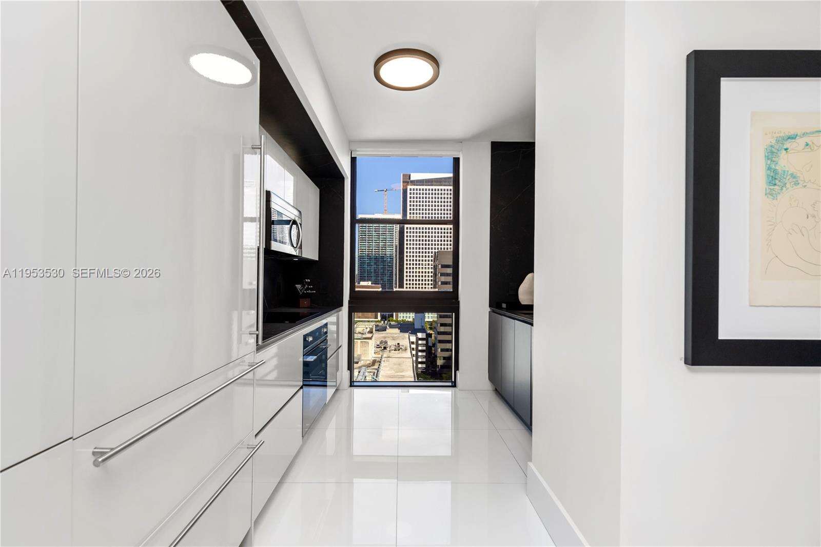 1010 BRICKELL - 1010 Brickell Ave, Miami, FL 33131 | Picture 5