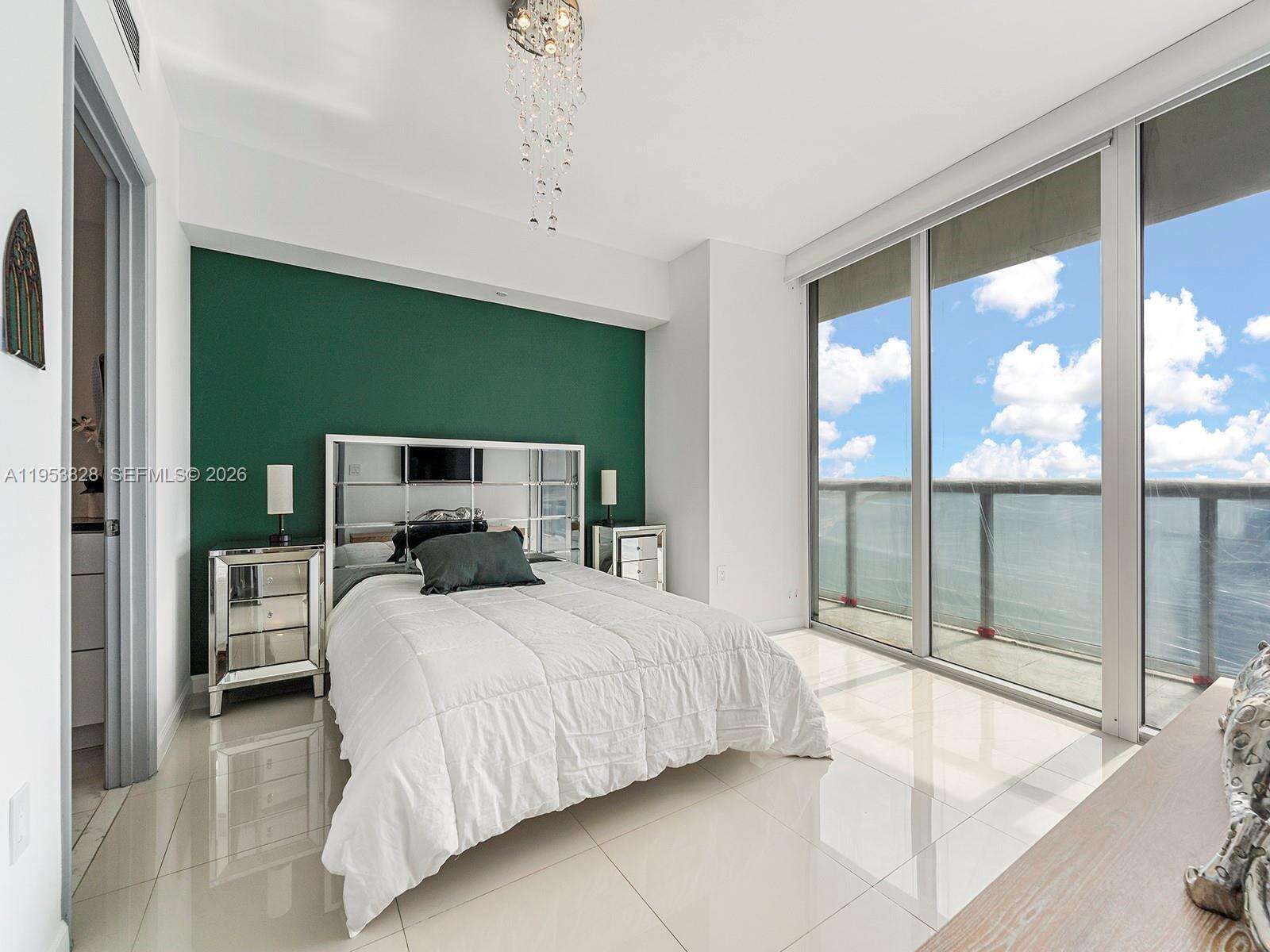 ICON BRICKELL NO TWO - 495 Brickell Ave, Miami, FL 33131 | Picture 15