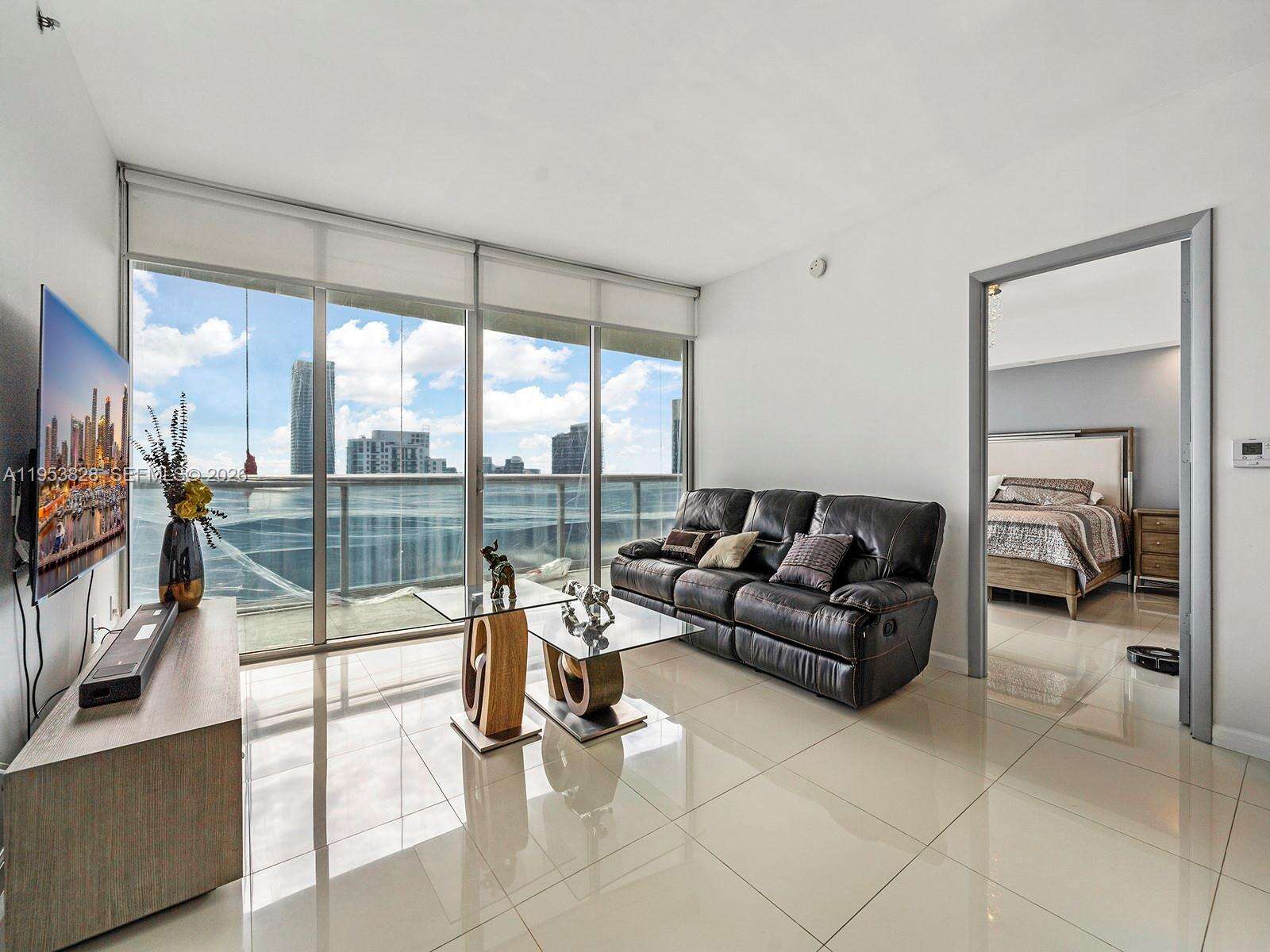ICON BRICKELL NO TWO - 495 Brickell Ave, Miami, FL 33131 | Picture 7