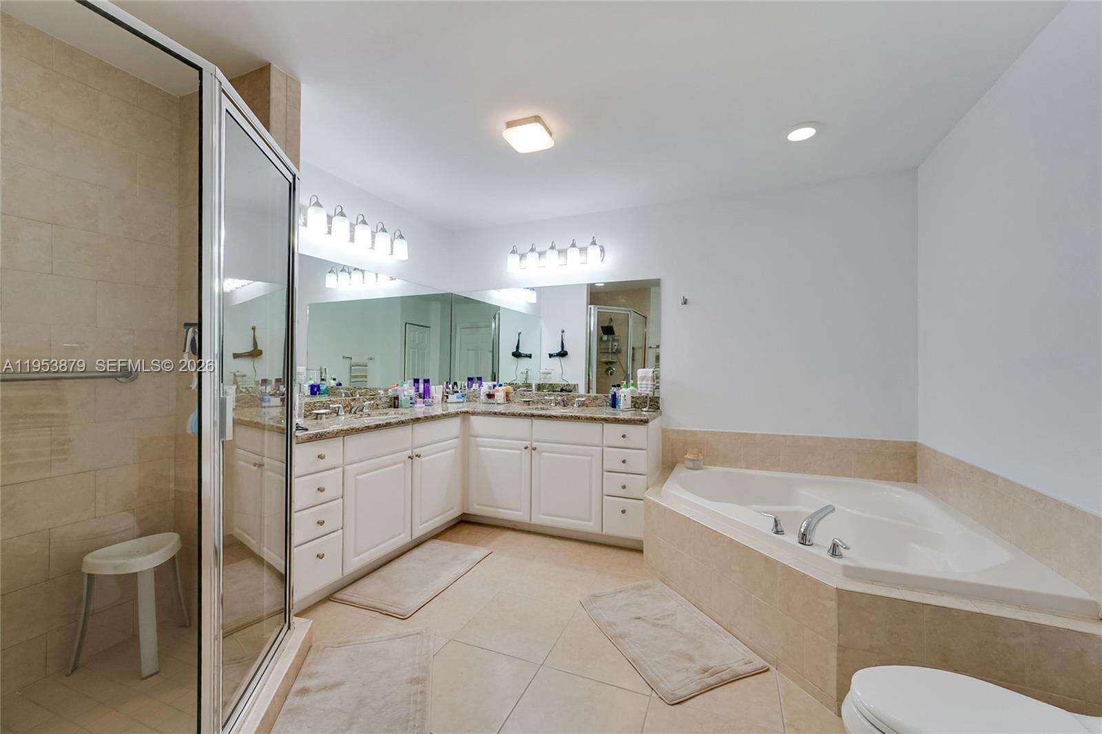 Alaqua at 3001 185 St, Aventura, FL 33180 - For Sale photo 9