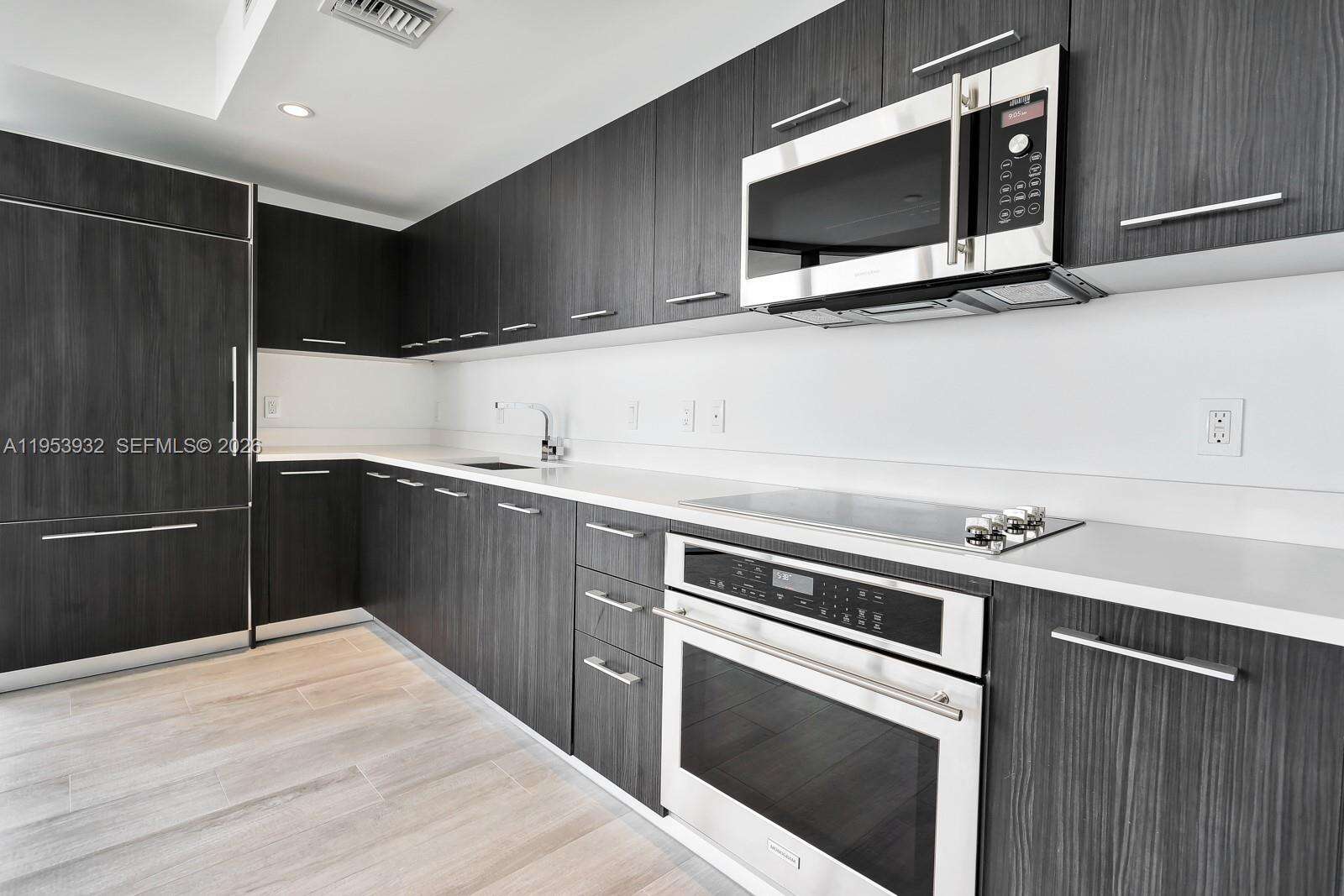 Brickell Heights East at 45 9th St, Miami, FL 33130 - For Sale photo 17