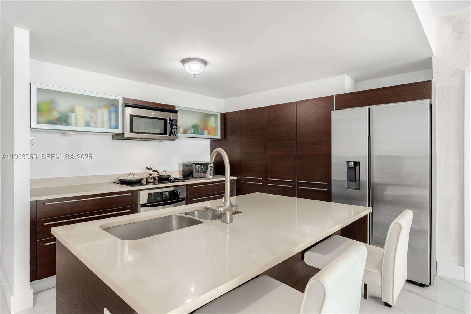 Quantum On The Bay at 1900 Bayshore Dr, Miami, FL 33132 - For Sale photo 2