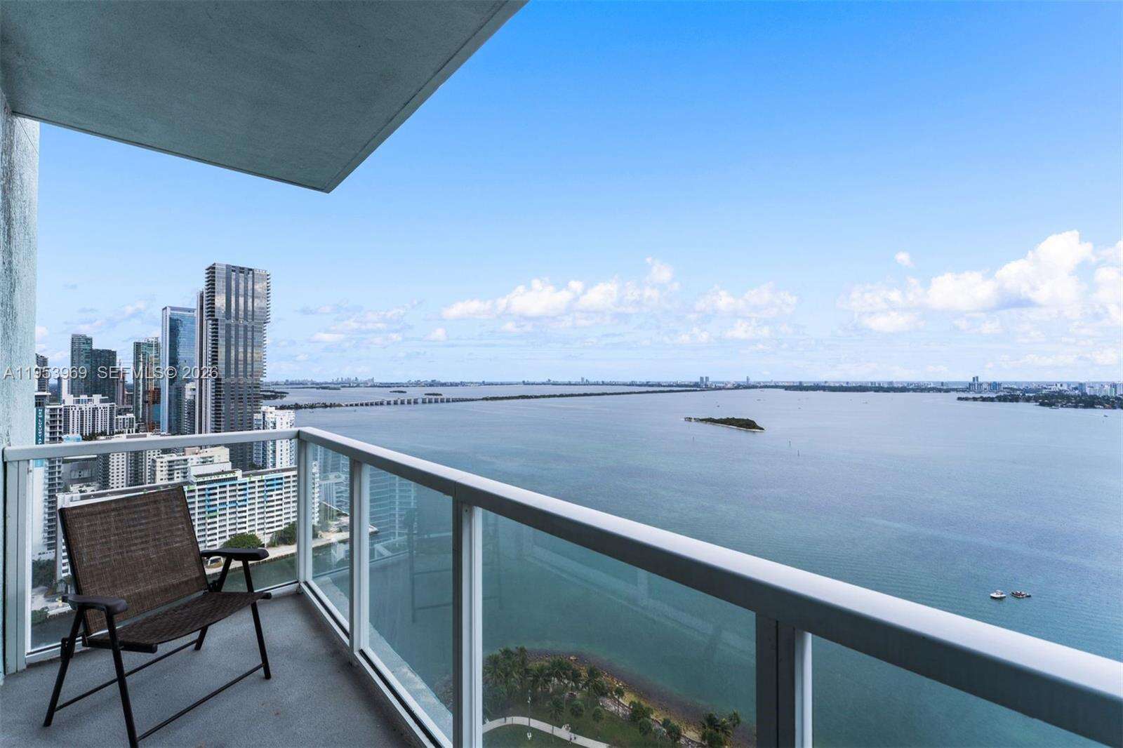 Quantum On The Bay at 1900 Bayshore Dr, Miami, FL 33132 - For Sale photo 4