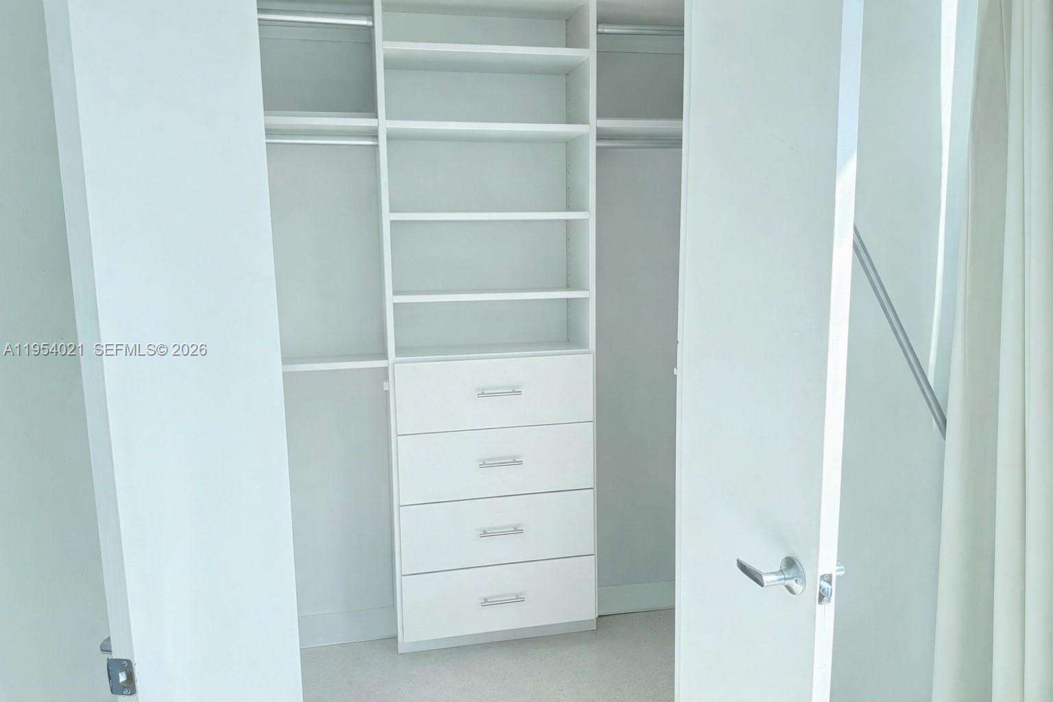 BLUE - 601 36 St, Miami, FL 33137 | Picture 12