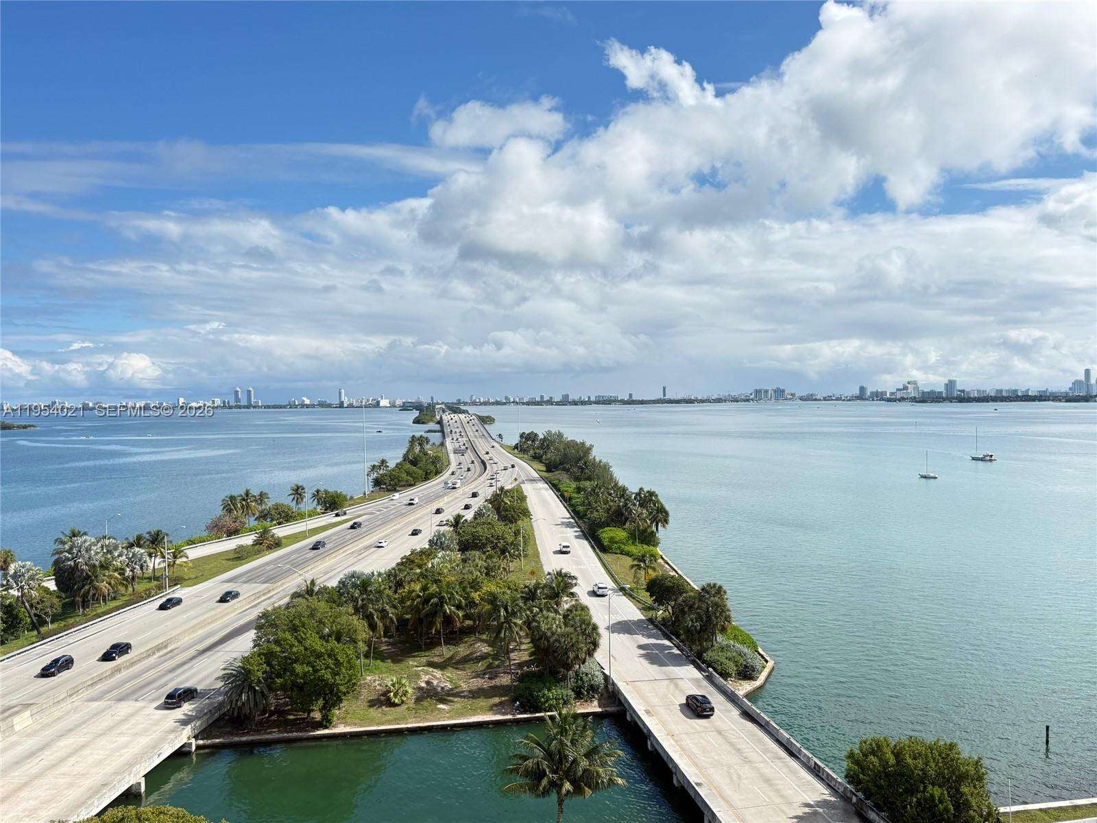 BLUE - 601 36 St, Miami, FL 33137 | Picture 17