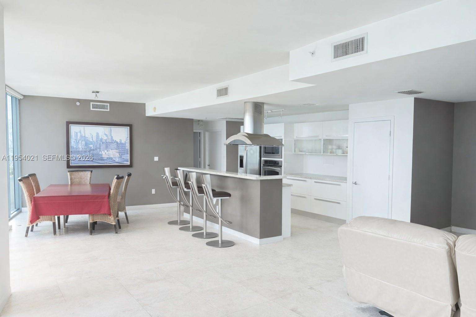 BLUE - 601 36 St, Miami, FL 33137 | Picture 4