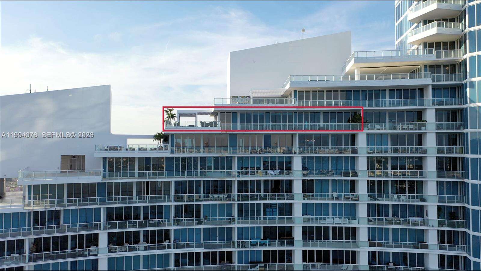 PARAMOUNT BAY - 2020 Bayshore Dr, Miami, FL 33137 | Picture 3